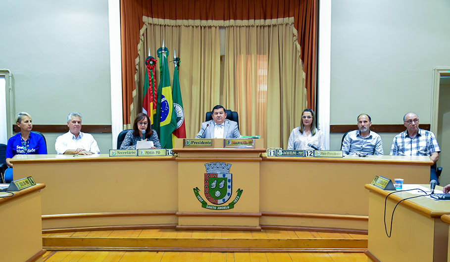 Programa Maturidade Ativa recebe homenagem pelos seus 15 anos