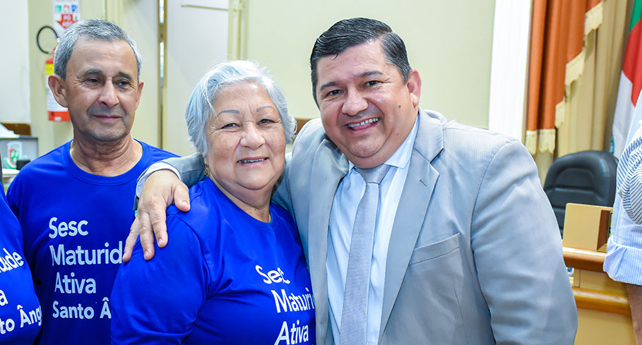 Programa Maturidade Ativa recebe homenagem pelos seus 15 anos