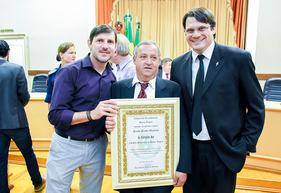 Paulo Prado Machado é agraciado com Título Cidadão Honorário de Santo Ângelo