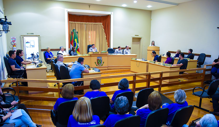 Programa Maturidade Ativa recebe homenagem pelos seus 15 anos