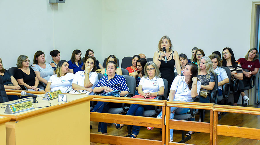 VEREADORES SE MOBILIZAM JUNTO À COMUNIDADE PELA PERMANÊNCIA DA 14ª CRE EM SANTO ÂNGELO
