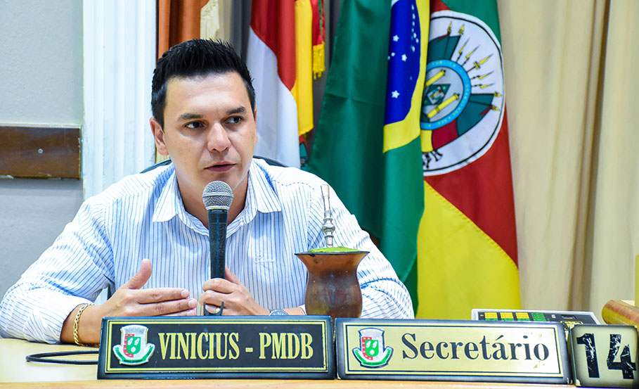 VEREADORES SE MOBILIZAM JUNTO À COMUNIDADE PELA PERMANÊNCIA DA 14ª CRE EM SANTO ÂNGELO