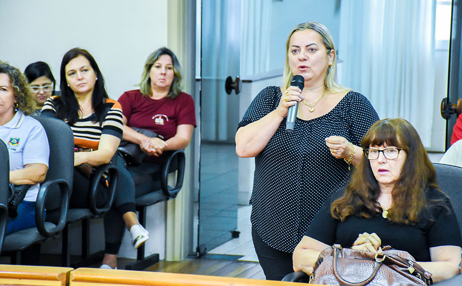 VEREADORES SE MOBILIZAM JUNTO À COMUNIDADE PELA PERMANÊNCIA DA 14ª CRE EM SANTO ÂNGELO