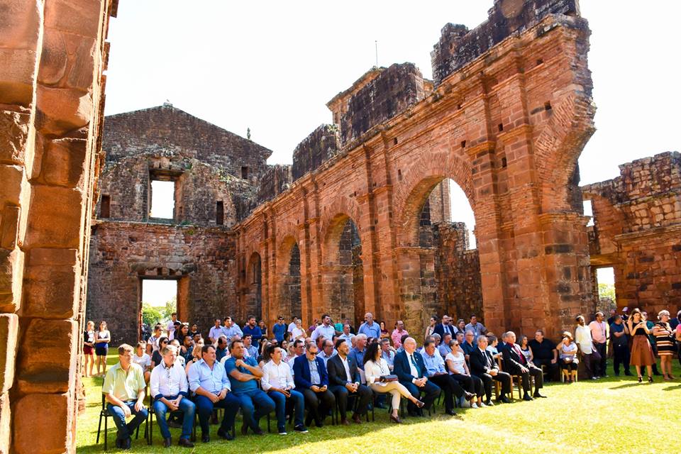 Legislativo presente em evento que celebrou investimentos para a cultura e o turismo missioneiro