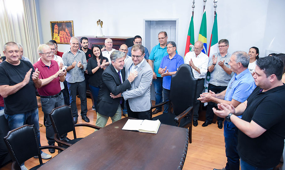 Dionísio Faganello (DEM) assume Poder Executivo de Santo Ângelo