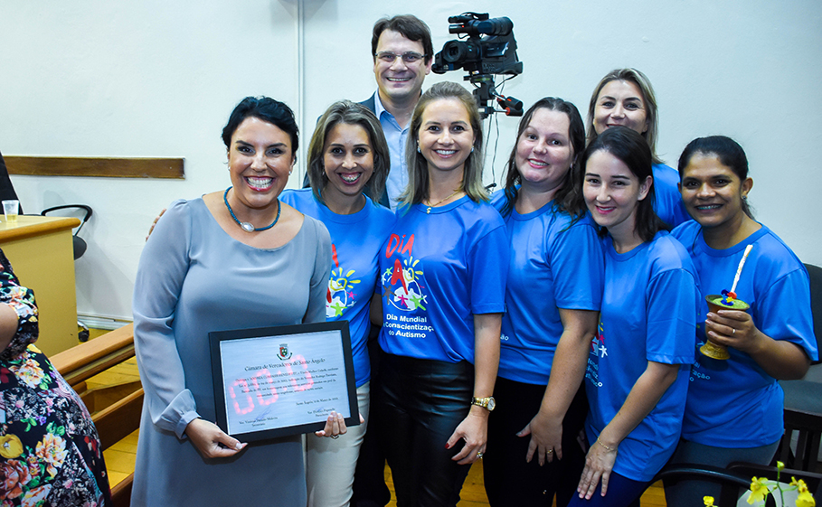 Título Mulher Cidadã é entregue em Sessão Especial na Câmara de Vereadores