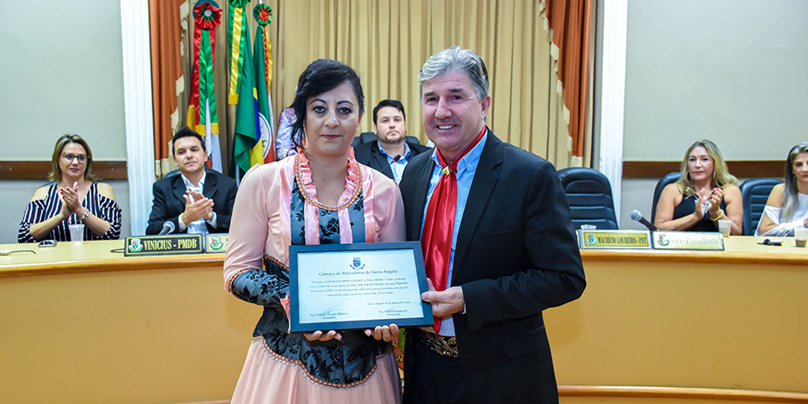 Título Mulher Cidadã é entregue em Sessão Especial na Câmara de Vereadores