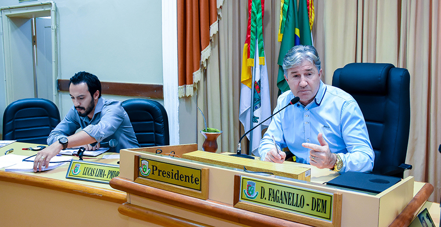 Iniciam os trabalhos da CPI que investiga reforma no Estádio Municipal