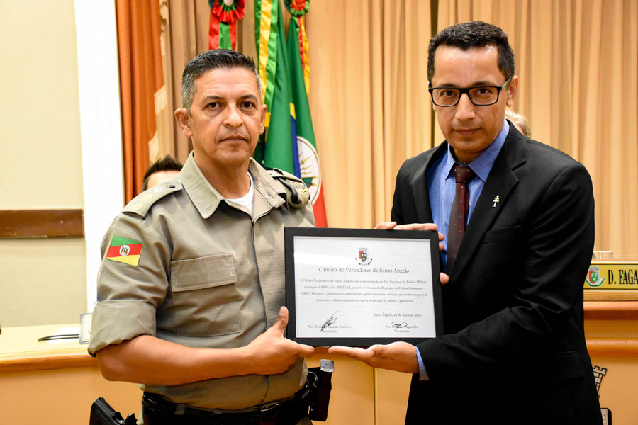 Polícia Civil e Brigada Militar recebem homenagem no Legislativo Municipal