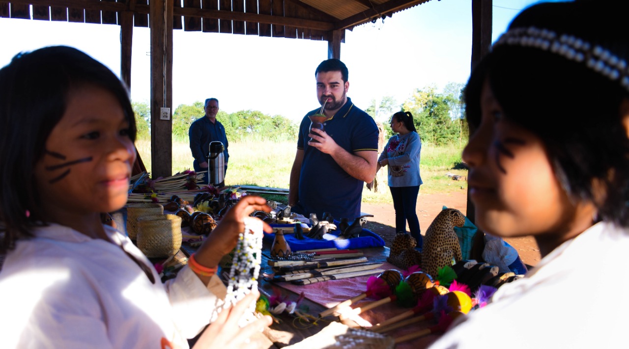 Vereador Felippe Terra Grass participa de projeto Missões Escolar Guarani