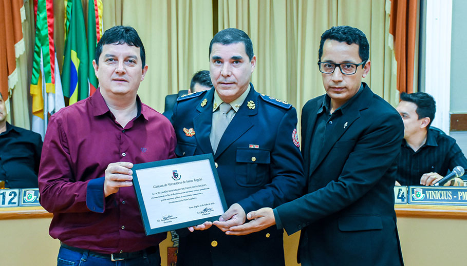 Bombeiros são homenageados pelo seu dia em Sessão Especial