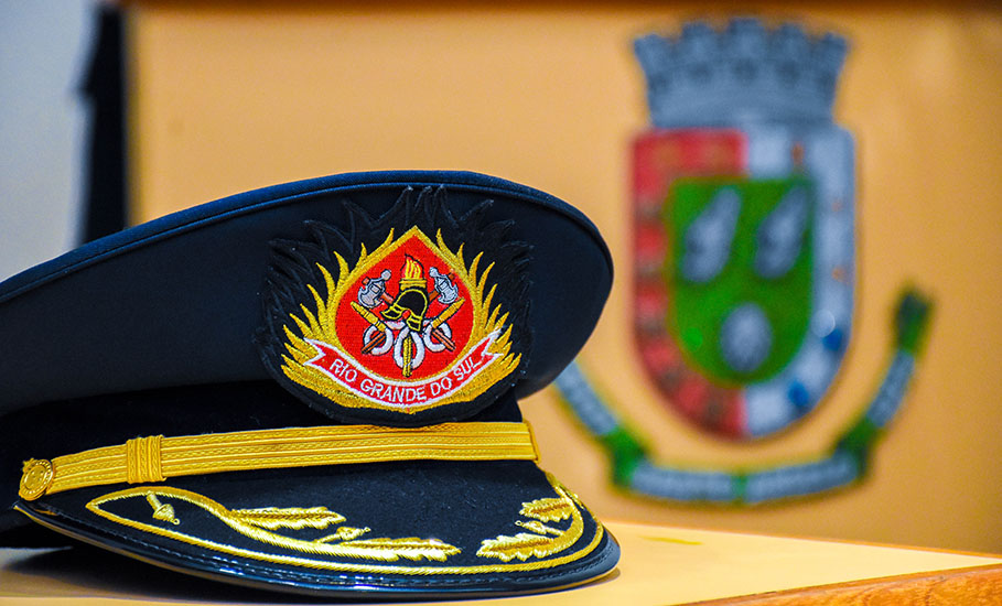 Bombeiros são homenageados pelo seu dia em Sessão Especial