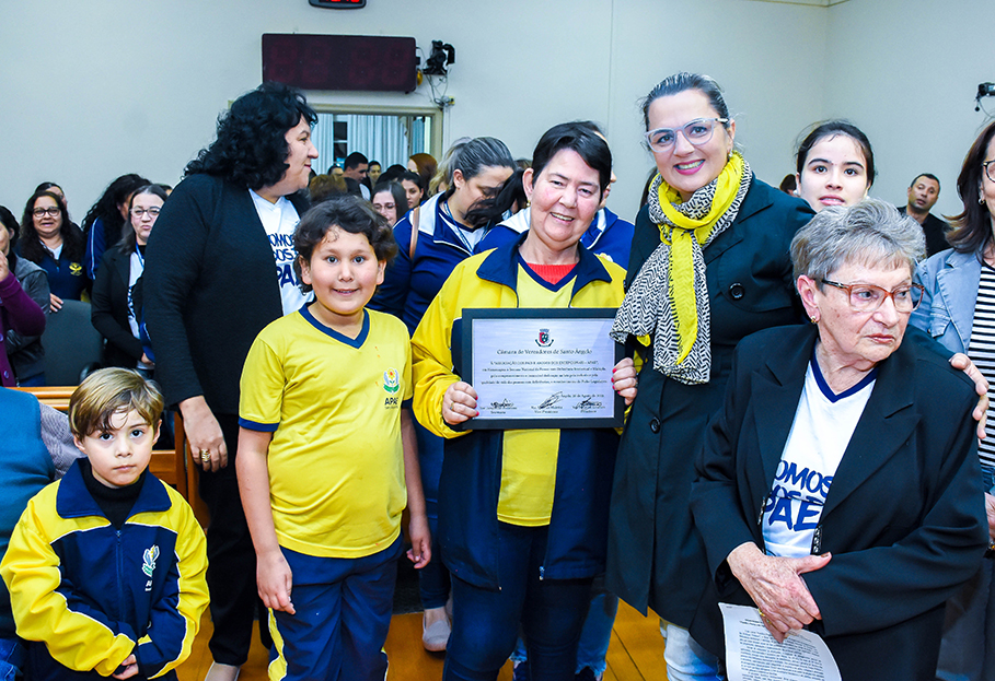 Sessão Especial alusiva à Semana Nacional da Pessoa com Deficiência Intelectual e Múltipla é realizada na Casa Legislativa