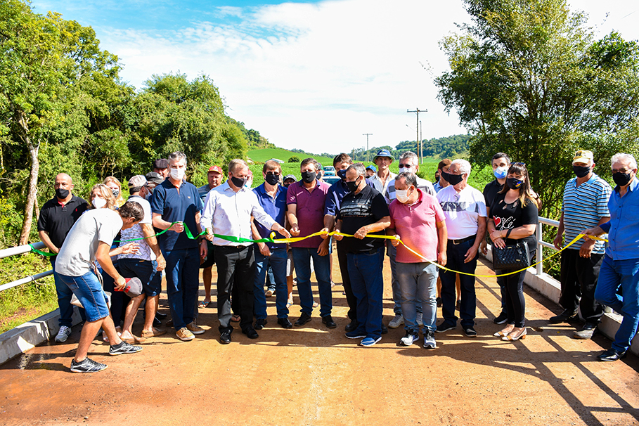 Inaugurada ponte na Linha Alegre entre Santo Ângelo e Guarani das Missões