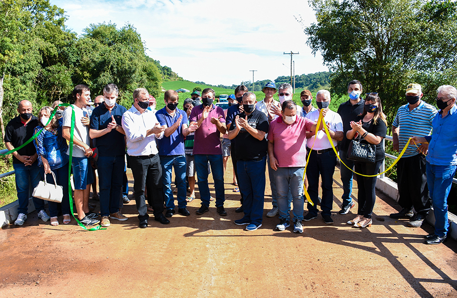 Inaugurada ponte na Linha Alegre entre Santo Ângelo e Guarani das Missões