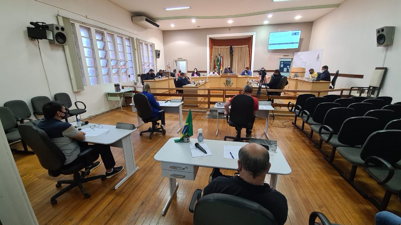 Sessão dessa segunda-feira, 10, tem três projetos de lei aprovados   