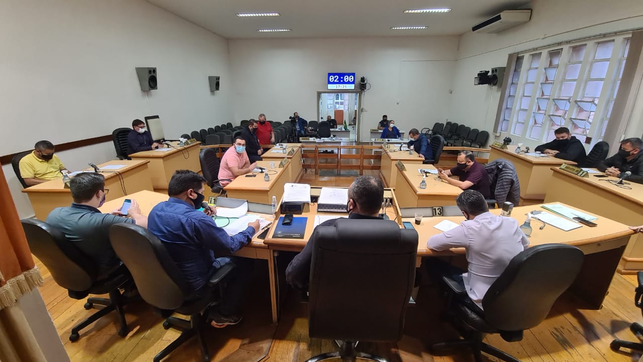 Sessão dessa segunda-feira, 10, tem três projetos de lei aprovados   