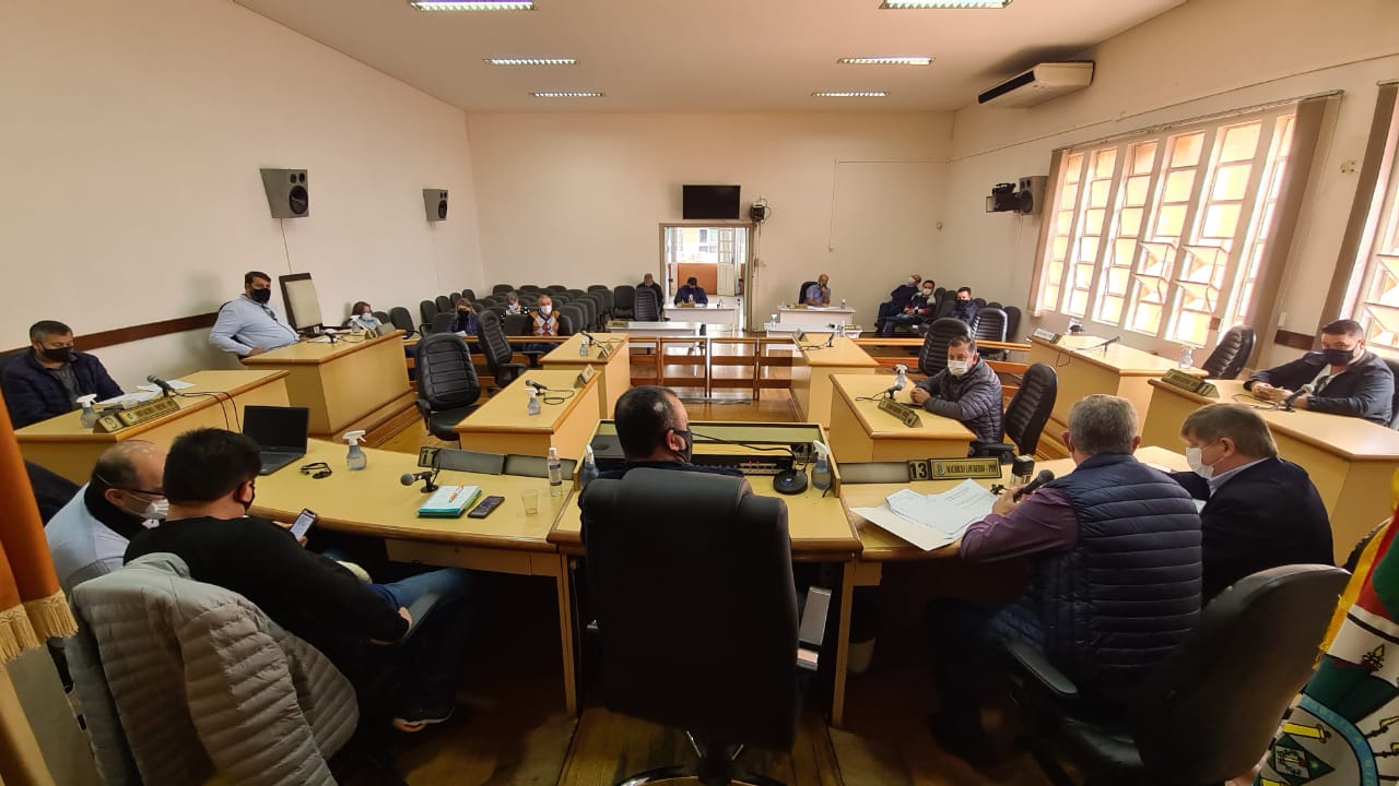 Vereadores recebem esclarecimentos do Poder Executivo sobre recursos recebidos para o combate à pandemia