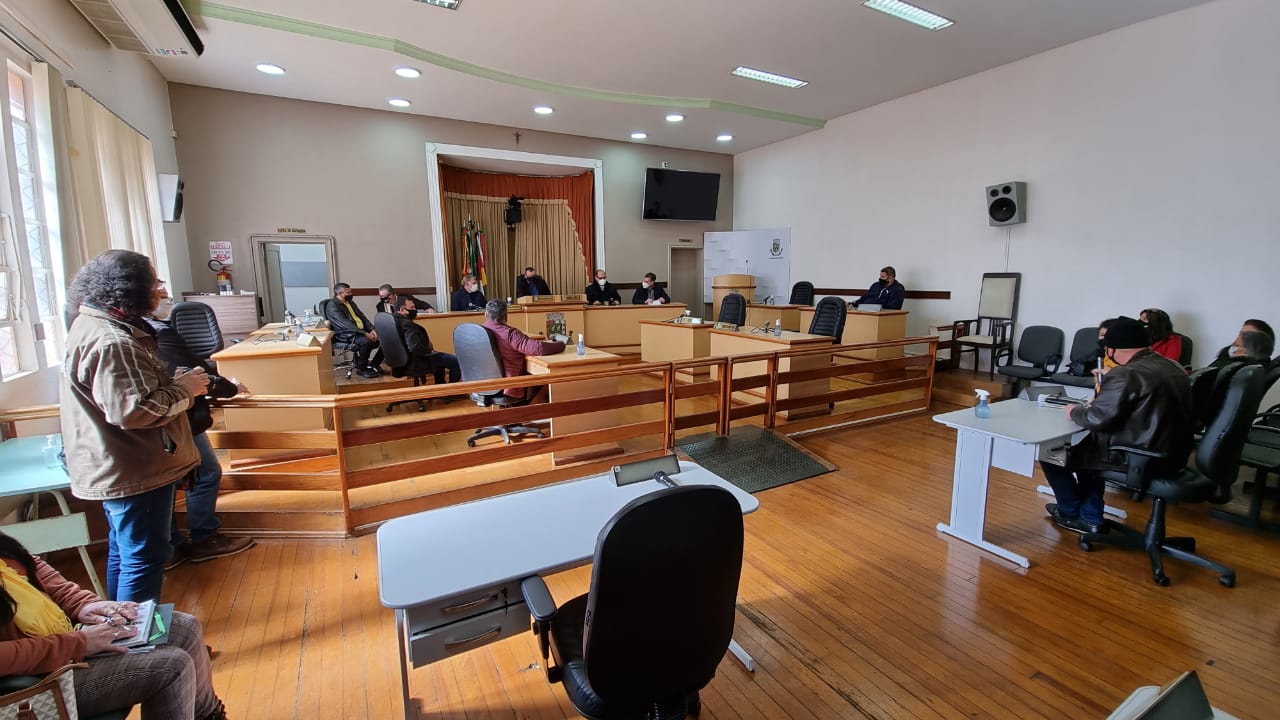 Poderes Legislativo e Executivo reivindicam melhor atendimento pelo IPE Saúde em Santo Ângelo   