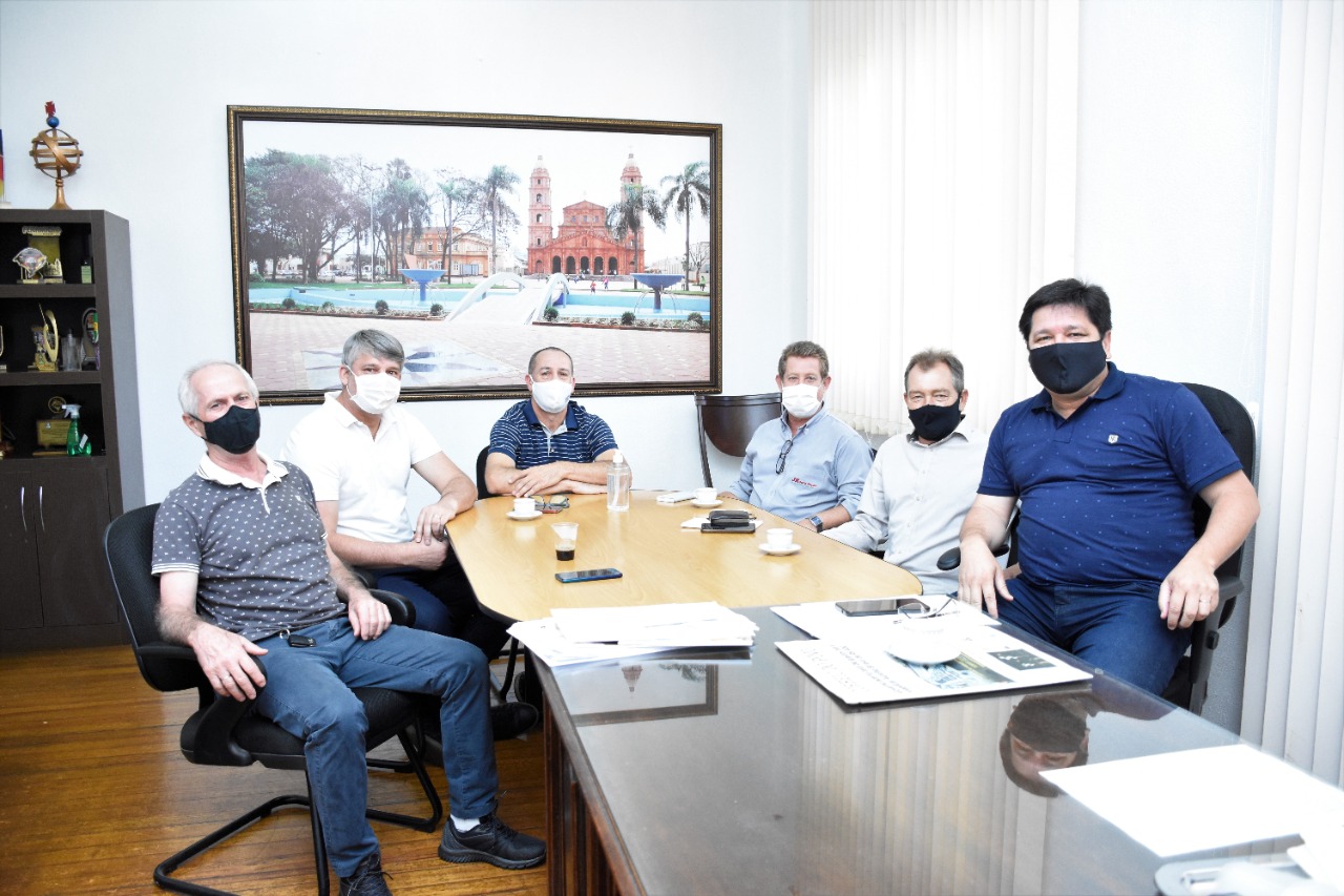 Representantes da ASAF visitam Legislativo