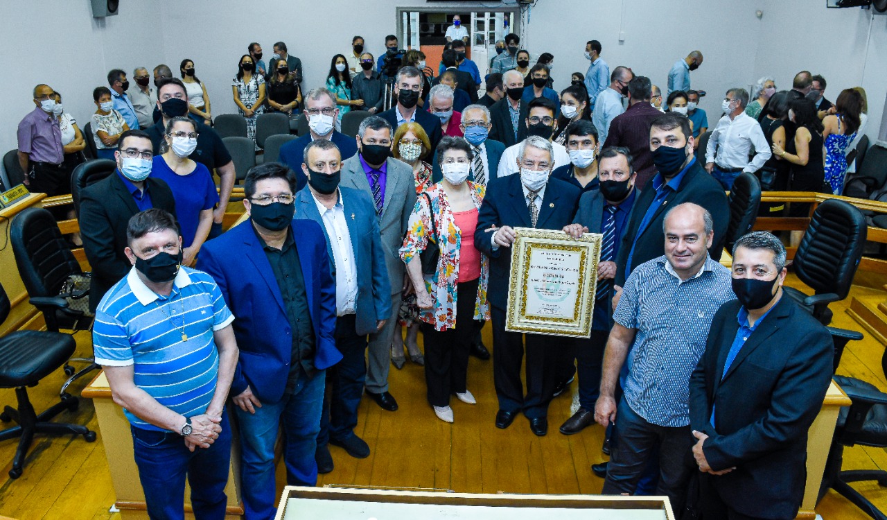 Odorico Bessa recebe título de Cidadão Honorário de Santo Ângelo   