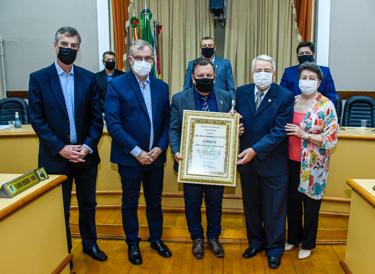 Odorico Bessa recebe título de Cidadão Honorário de Santo Ângelo   