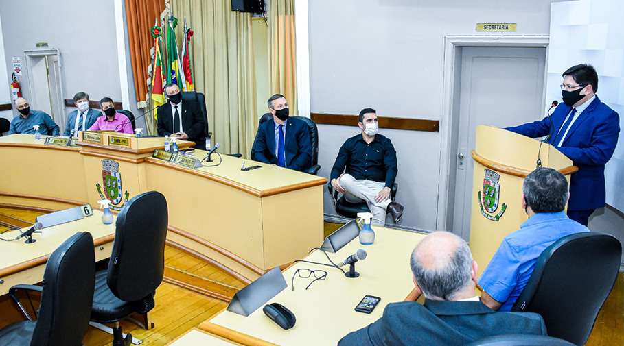 Deputado federal Ubiratan Sanderson recebe título de Cidadão Honorário de Santo Ângelo
