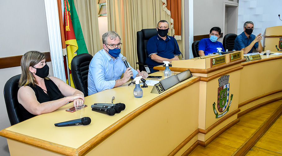 Audiência Pública debate aditivo de contrato com a Corsan