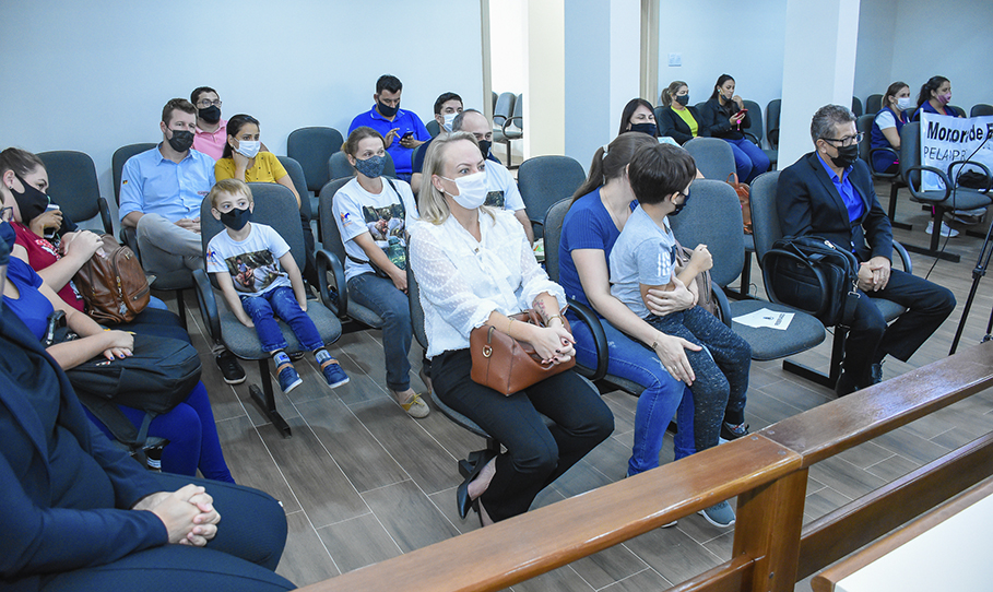 CENTRO MISSIONEIRO DE EQUOTERAPIA COMEMORA 15 ANOS DE ATUAÇÃO.