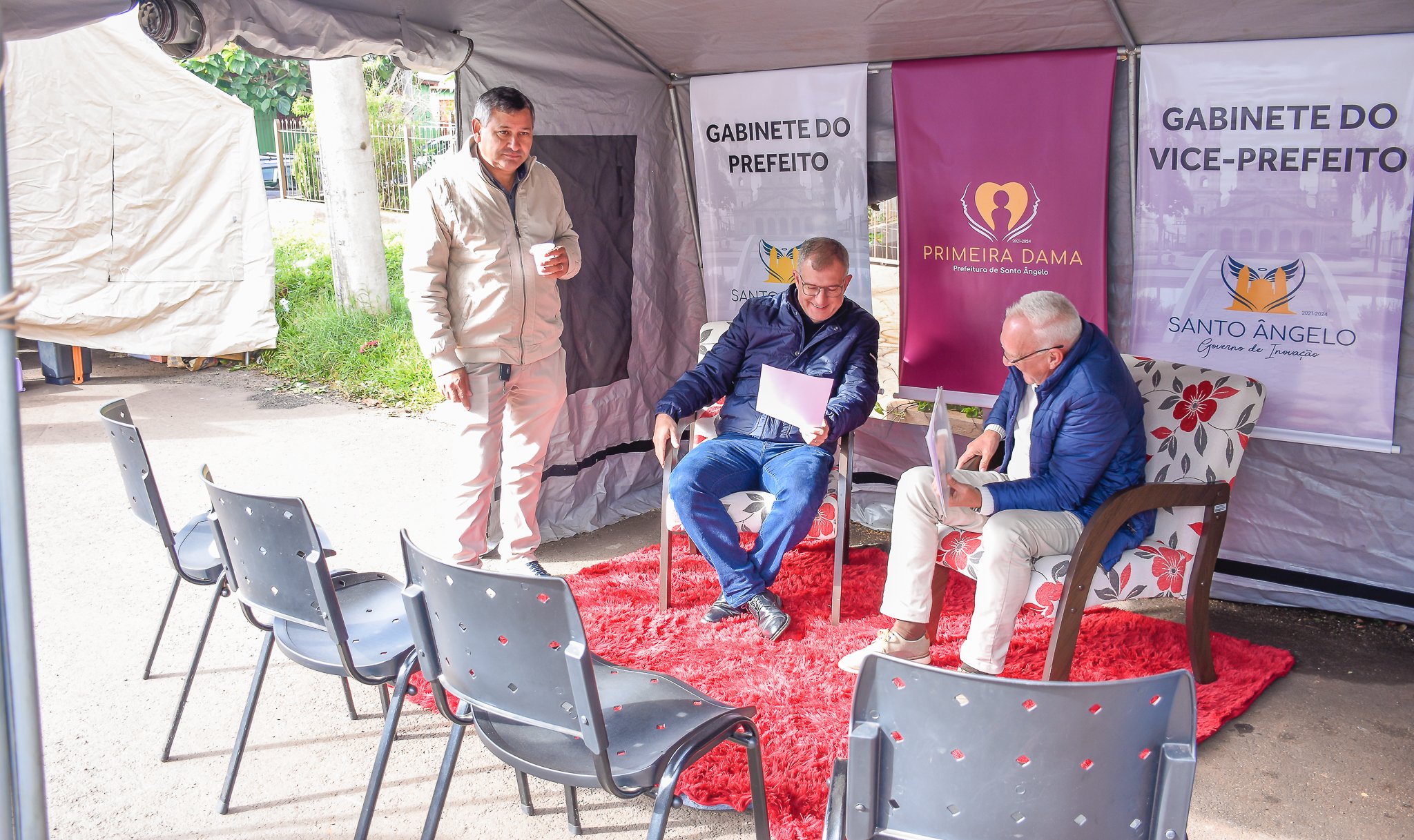 Vereadores acompanham trabalhos do projeto Prefeitura nos Bairros 