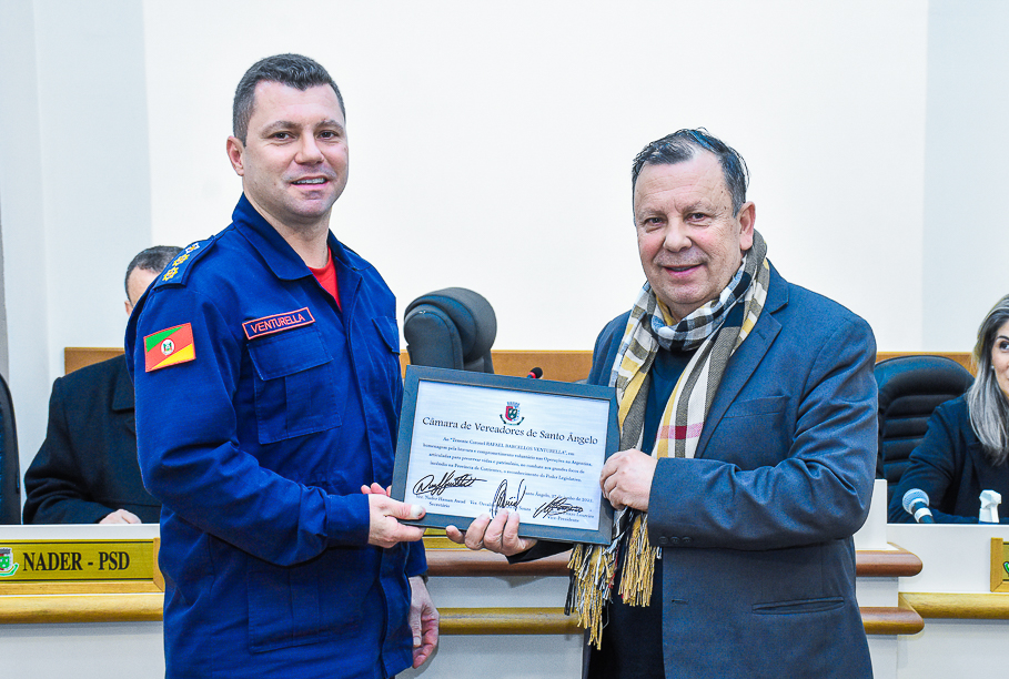 Bombeiros que atuaram contra o incêndio na Argentina recebem homenagem do Legislativo