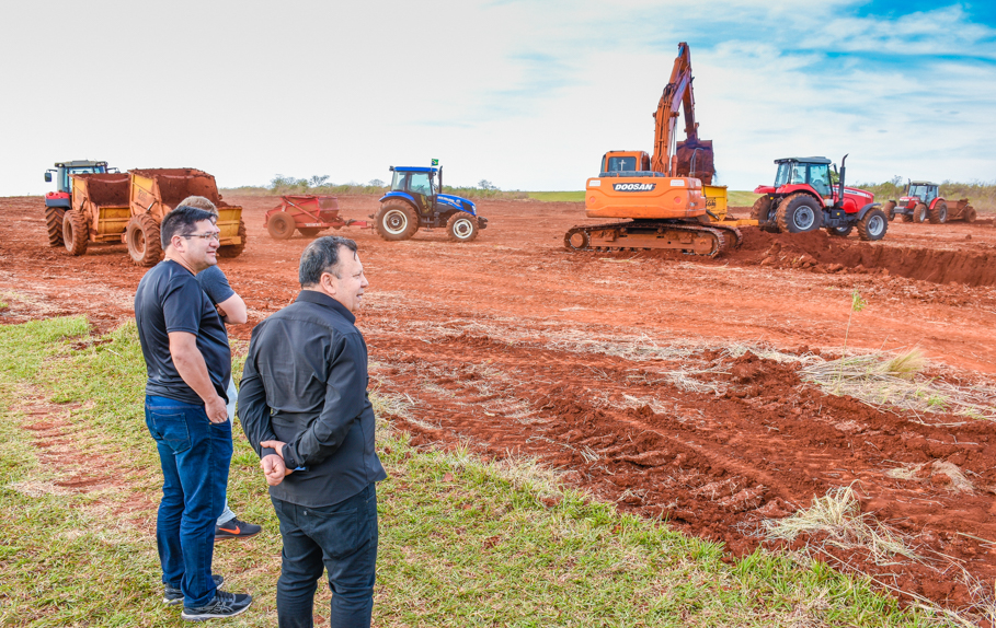 Parceria entre entidades poder público garante o andamento das obras do Aeroporto Regional