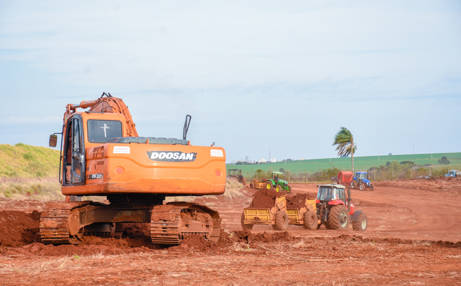 Parceria entre entidades poder público garante o andamento das obras do Aeroporto Regional