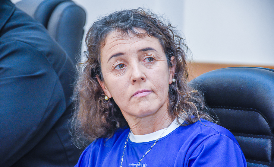 Atleta maratonista, Luciana da Luz recebe homenagem do Legislativo