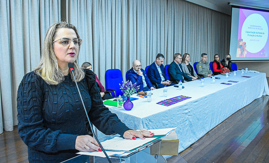 Câmara de Vereadores participa da abertura oficial do agosto Lilás