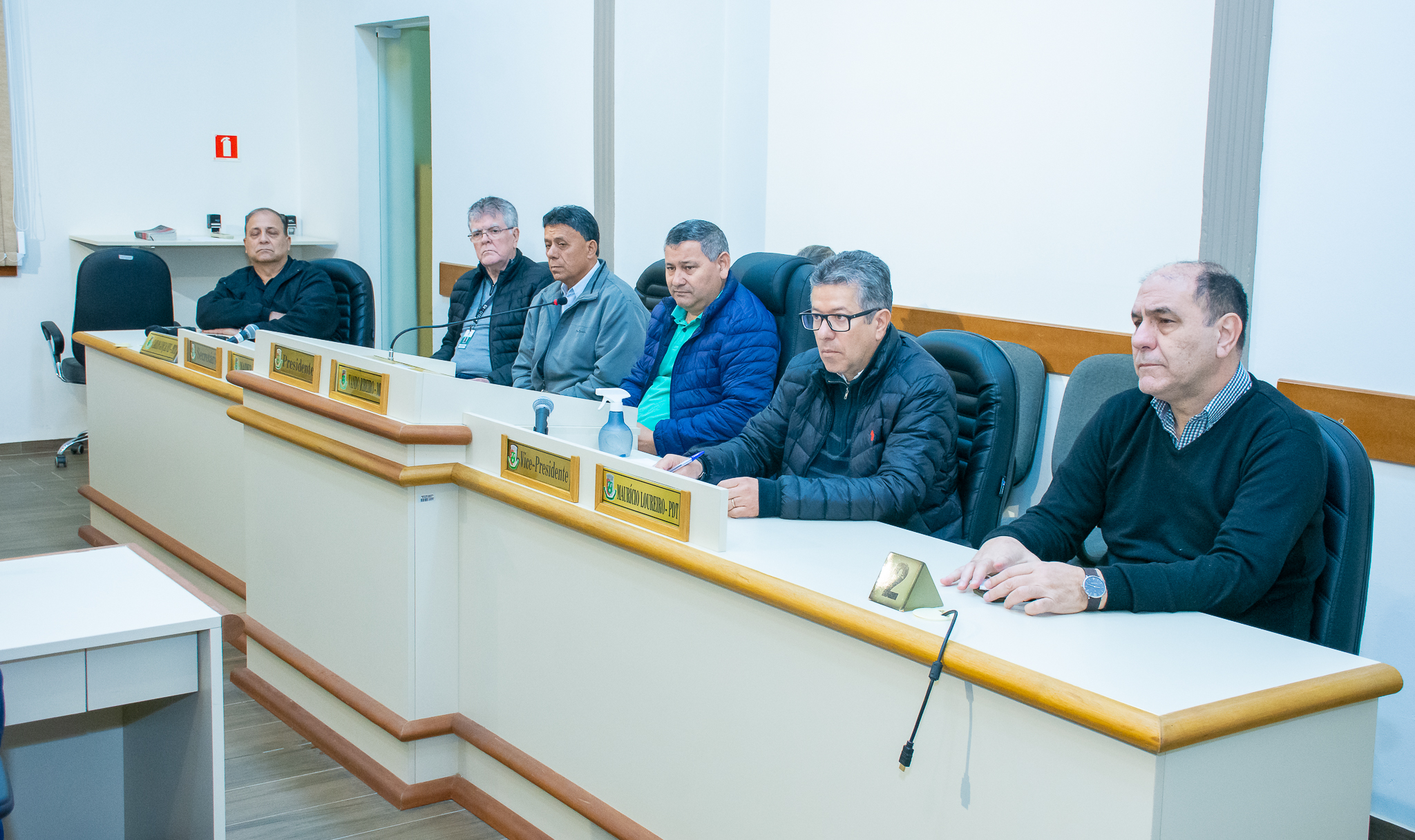 Reunião define ações de melhorias para os pontos de táxi de Santo Ângelo