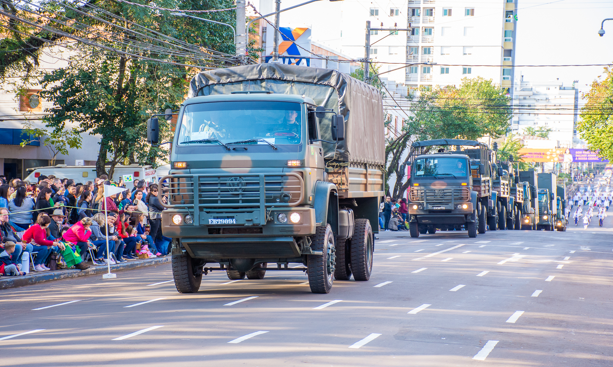 Legislativo prestigia desfile cívico celebrando os 200 anos da Independência do Brasil