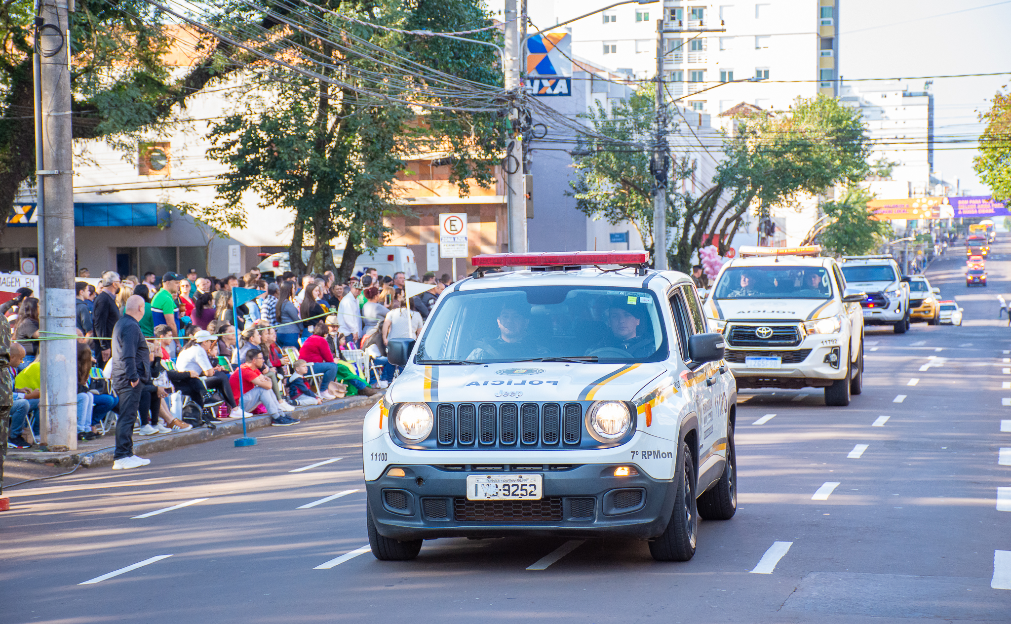Legislativo prestigia desfile cívico celebrando os 200 anos da Independência do Brasil