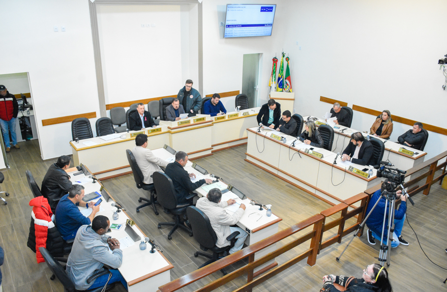 Formada Comissão que investigará denúncia de quebra de decoro parlamentar contra vereador Nerison de Abreu