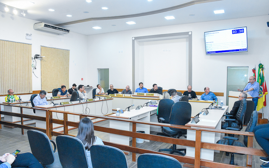  Sessão Especial presta homenagem aos envolvidos na concretização das obras no Aeroporto de Santo Ângelo.