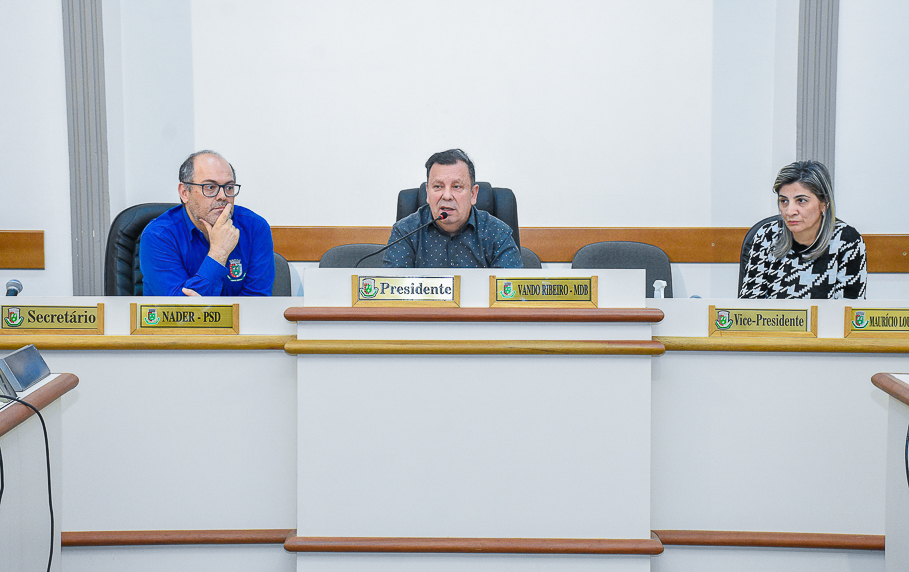 Reunião do Legislativo trata de questões relacionadas ao Hospital Santo Ângelo