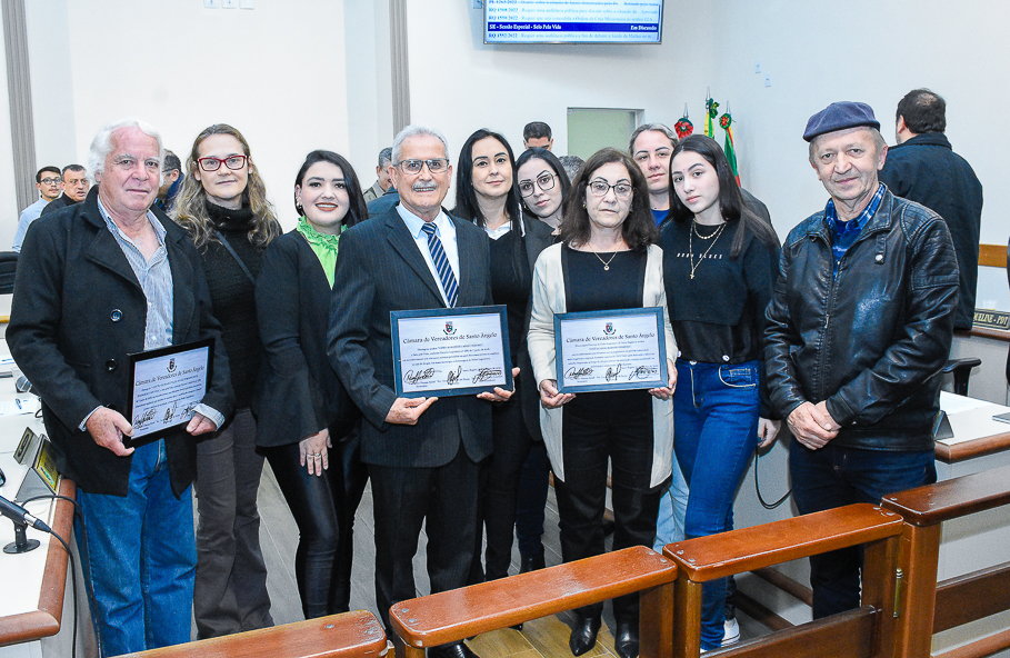 Sessão Especial presta homenagem aos agraciados pelo projeto Selo Pela Vida