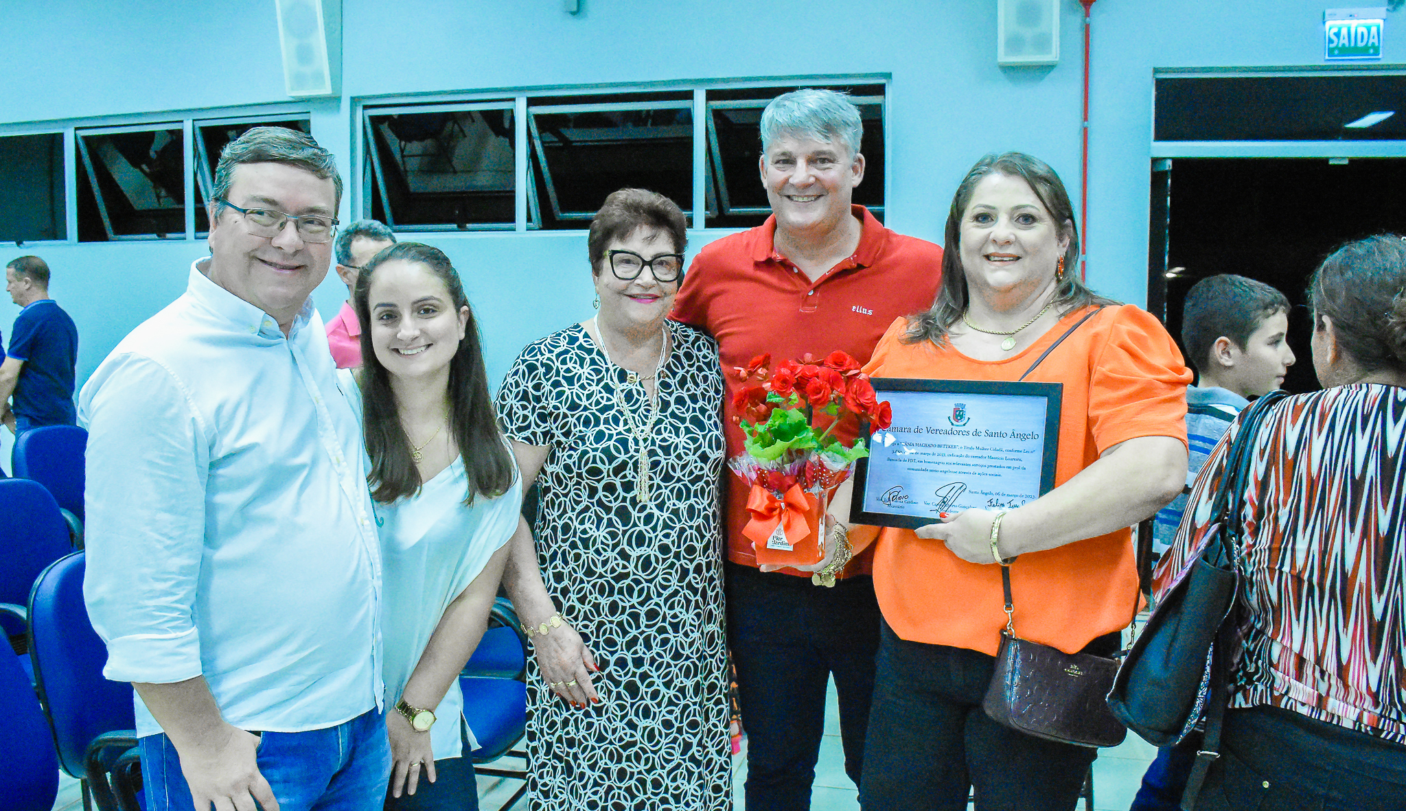 Legislativo realiza entrega do Título Mulher Cidadã para 15 mulheres, indicadas pelos vereadores da Casa