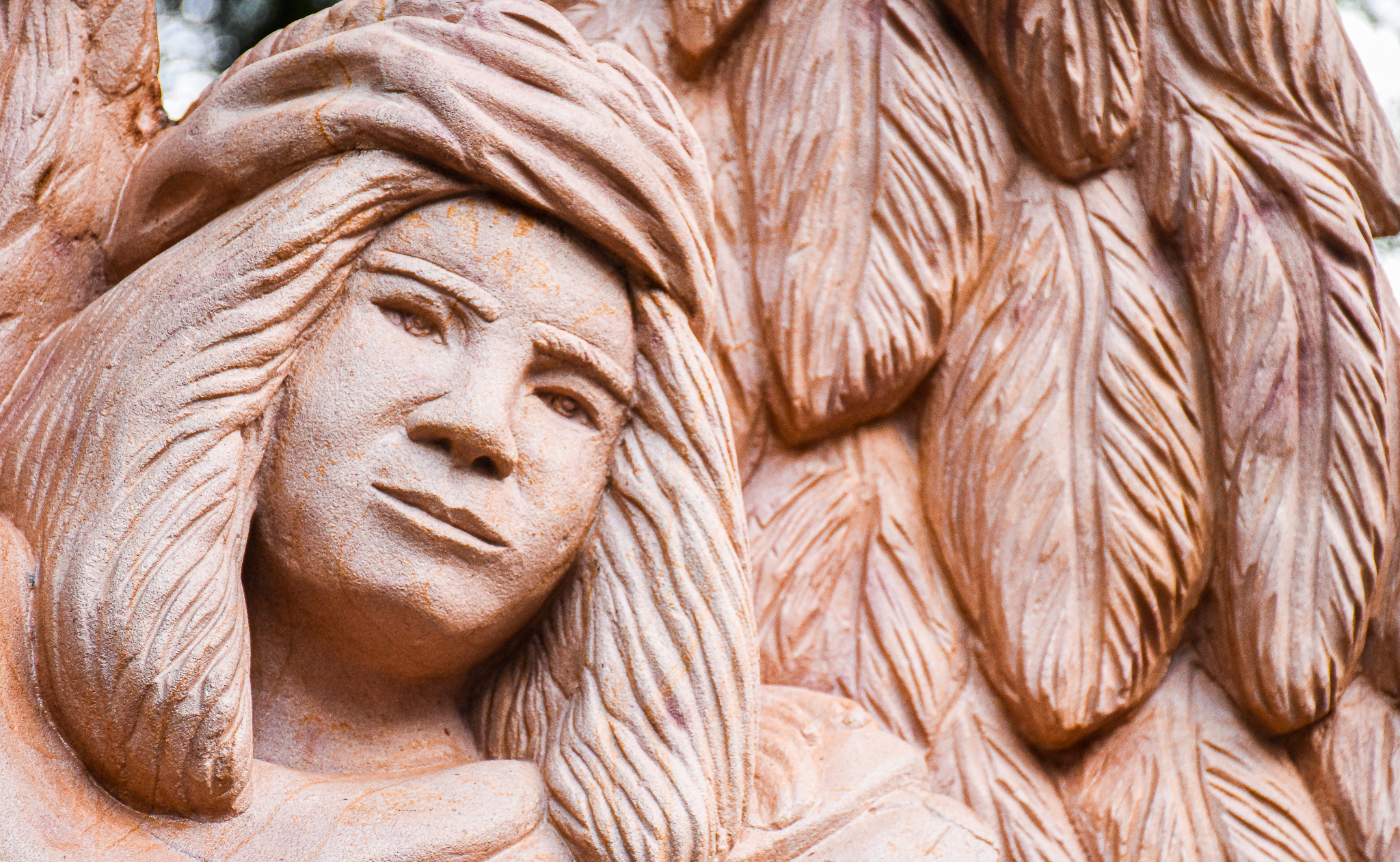 Inaugurada no último domingo, 26,  na Praça Leônidas Ribas a escultura de Santo Ângelo Custódio, o Anjo da Guarda