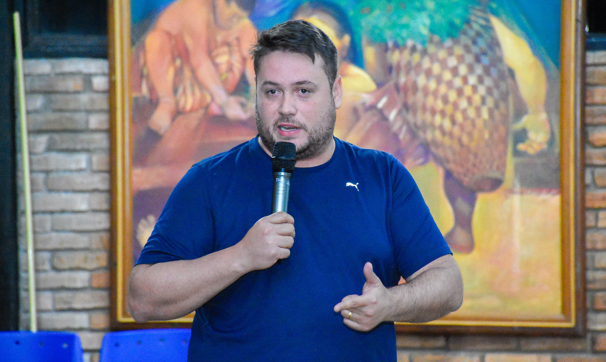 Legislativo se reúne com a comunidade  para debater assuntos referentes à segurança nas escolas