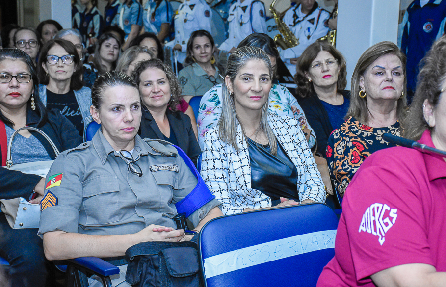 Legislativo participa do IV Fórum Internacional de Orientadores Educacionais e II Encontro Internacional dos Trabalhadores em Educação