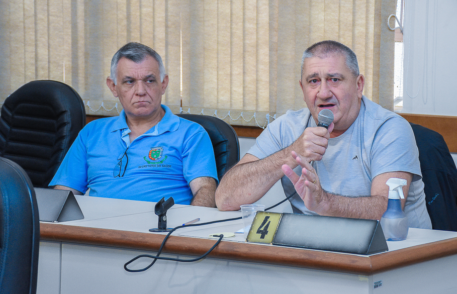 Legislativo realiza reunião pública para tratar assuntos referentes à UPA do município