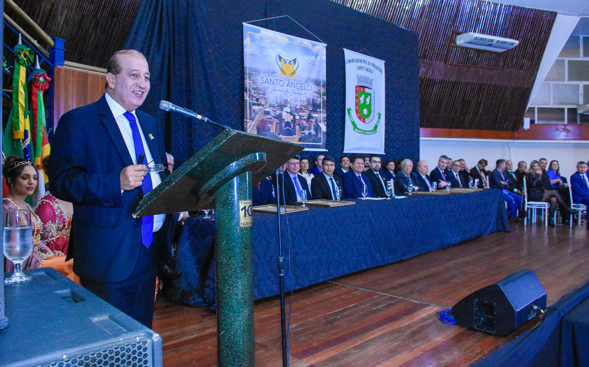 Poder Legislativo de Santo Ângelo realizou sessão solene em homenagem ao Ministro João Augusto Nardes e ex-vereadores 
