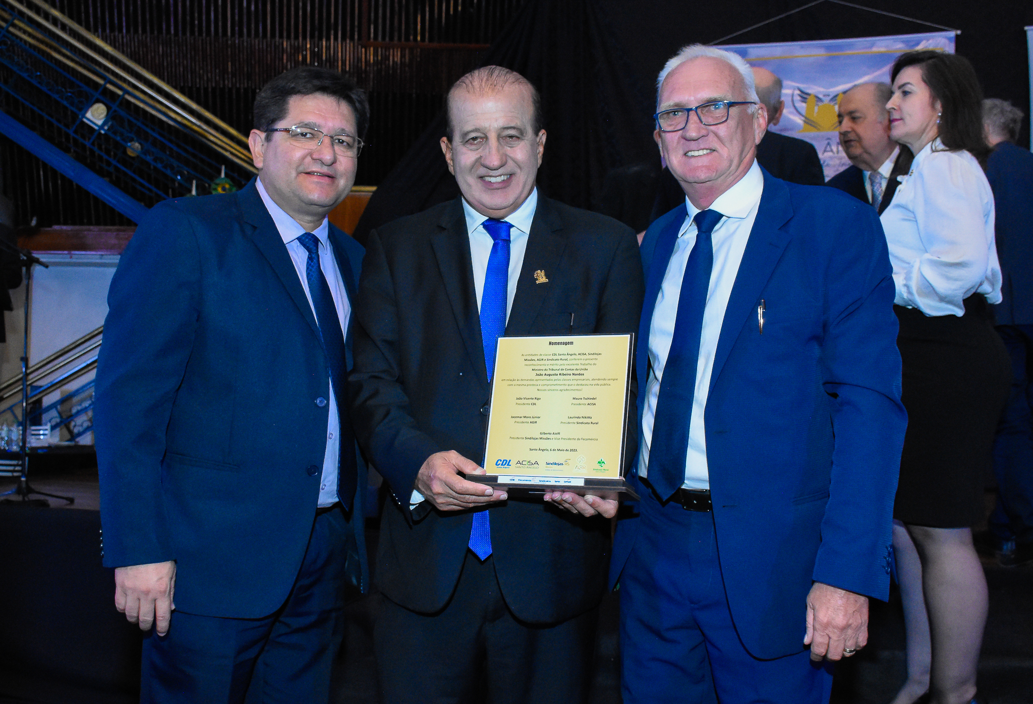 Poder Legislativo de Santo Ângelo realizou sessão solene em homenagem ao Ministro João Augusto Nardes e ex-vereadores 