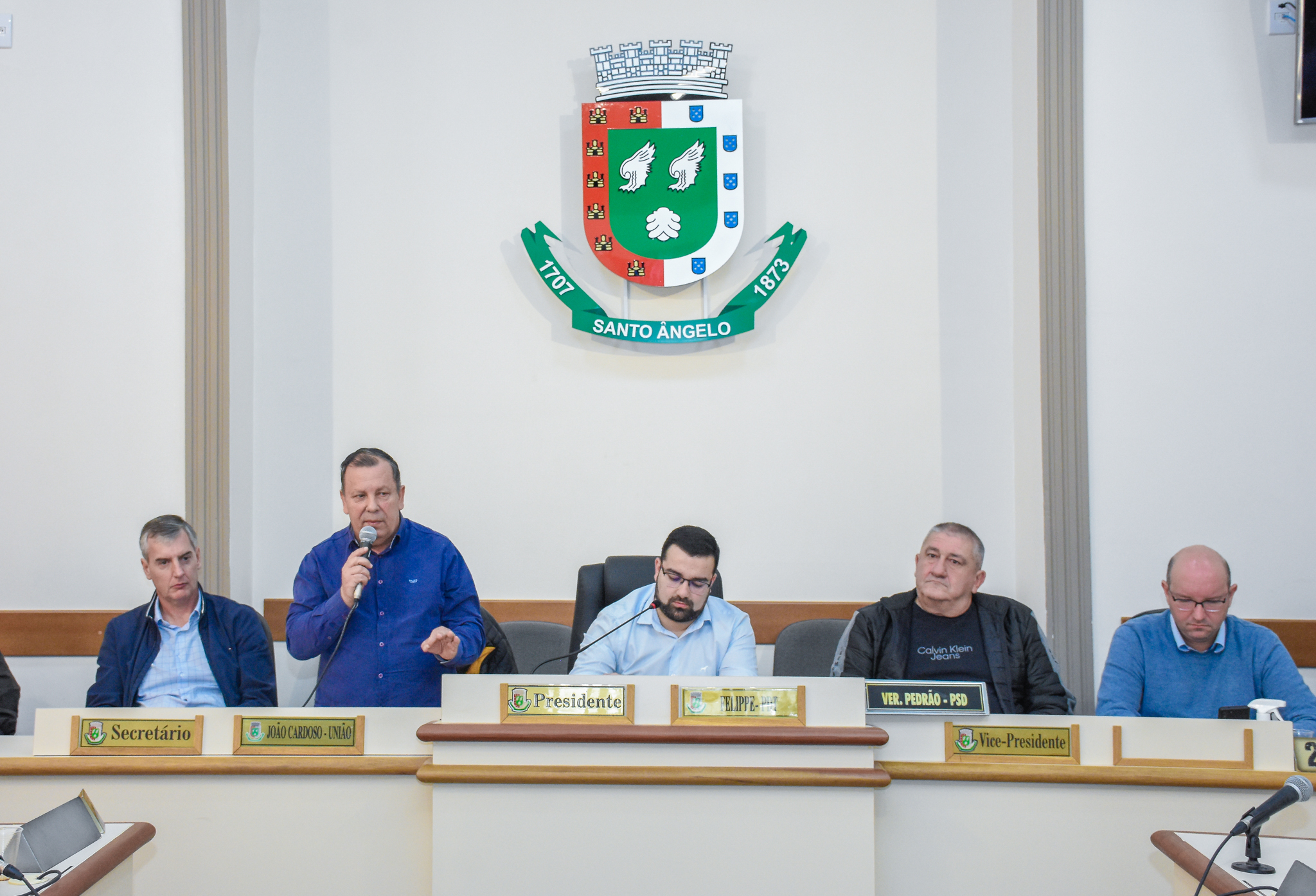 Legislativo realiza audiência pública para tratar assuntos referentes ao Aeroporto Regional Sepé Tiaraju - GEL